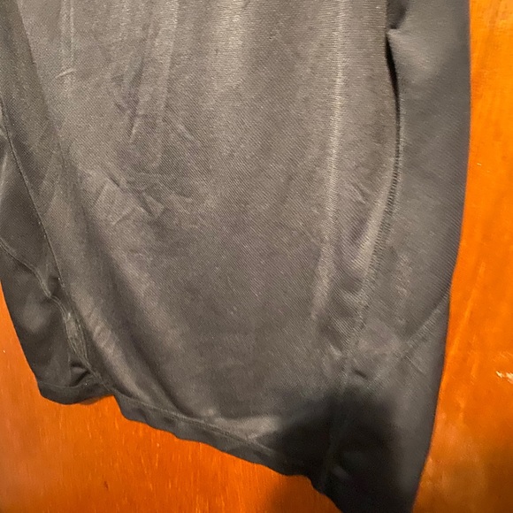 Champion women’s black shirt. Size Large - Picture 4 of 5